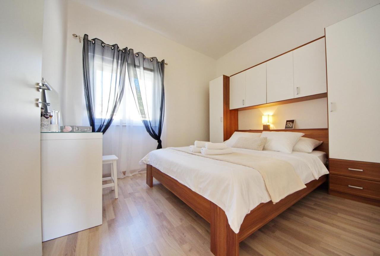 Apartmani Emili Sukošan 외부 사진