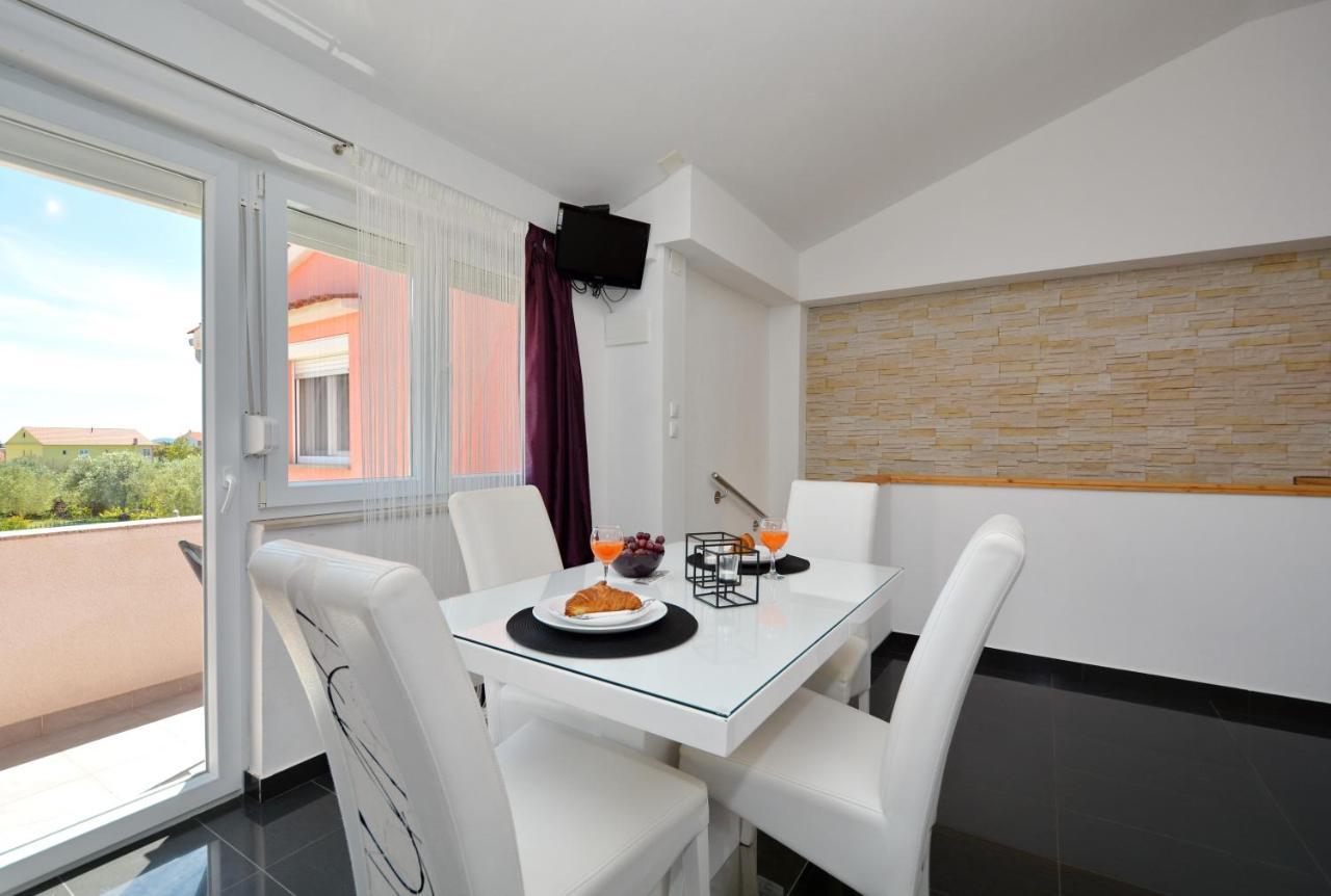 Apartmani Emili Sukošan 외부 사진