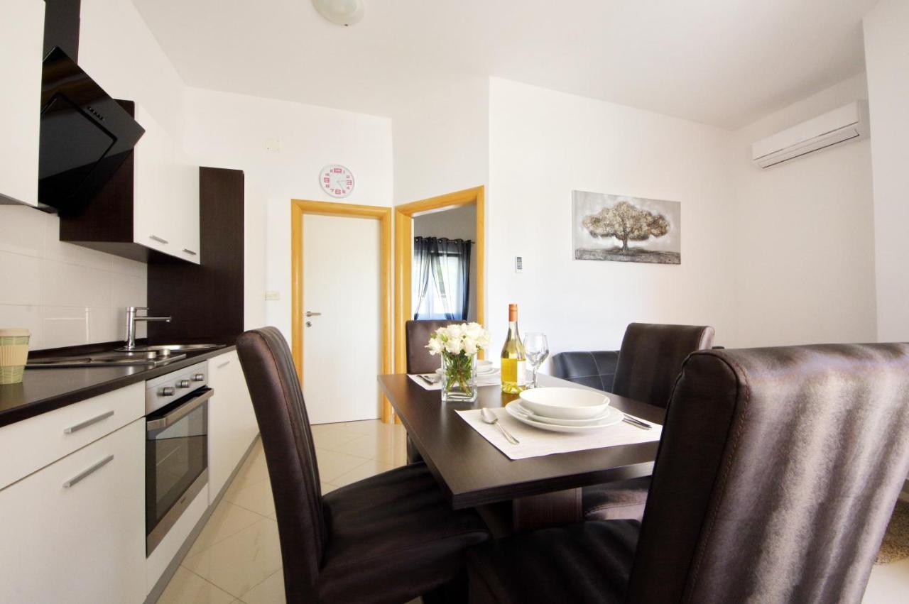 Apartmani Emili Sukošan 외부 사진